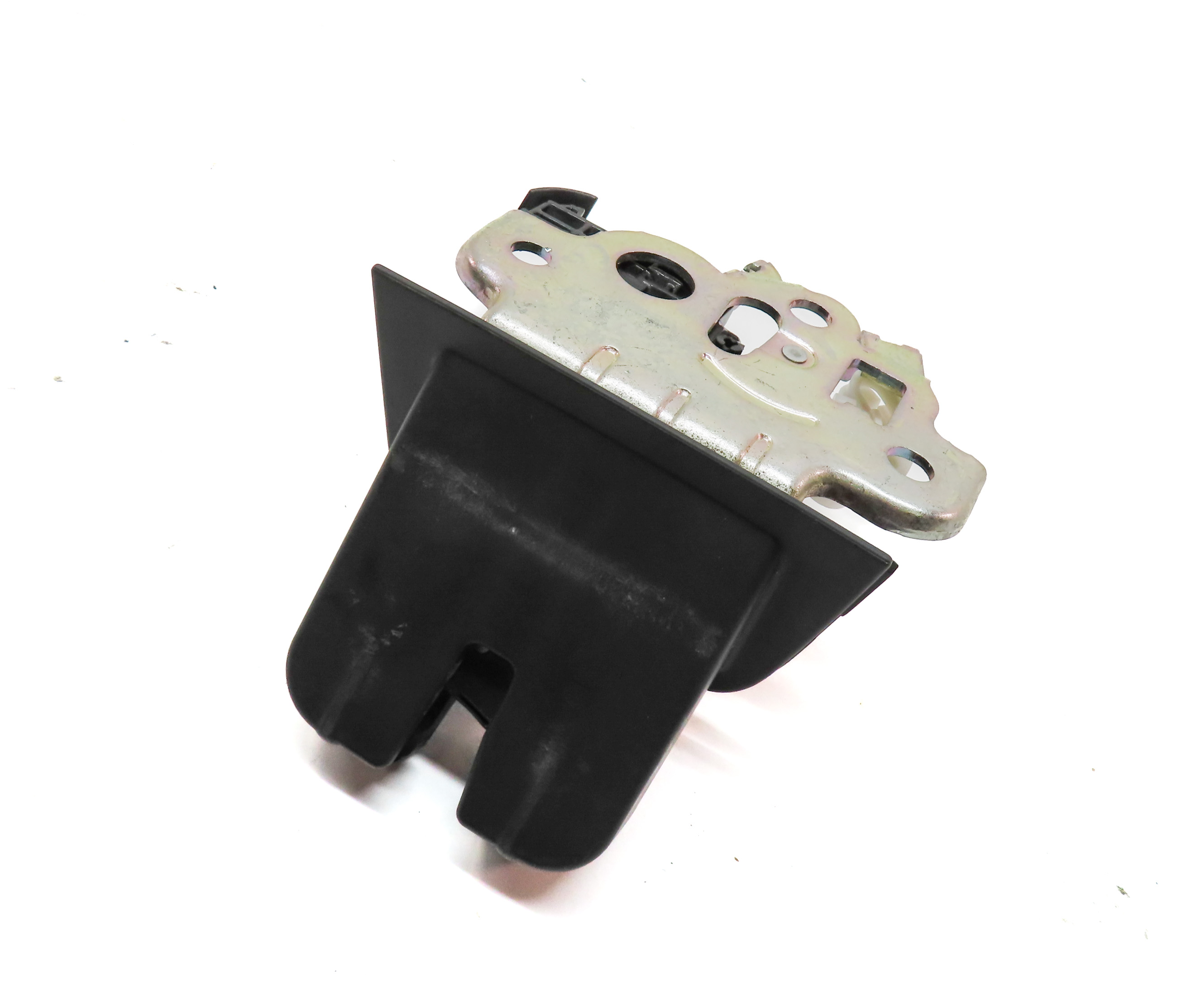 2014 AUDI Q7 (4L) REAR TRUNK LIFTGATE TAILGATE HATCH LID LOCK LATCH ACTUATOR — exact item pictured